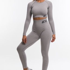 ECHT Arise Comfort Matching Set in size Small